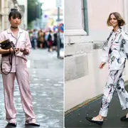 Dos fotos de mujeres usando pijamas en la calle.