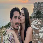 Foto de Chino Darín y Úrsula Corberó de vacaciones.