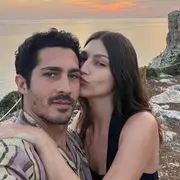 Foto de Chino Darín y Úrsula Corberó de vacaciones.