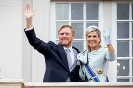 La reina de los países bajos, Máxima Zorreguieta lució un estilismo soñado para el día más importante de su esposo