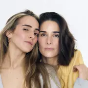 Juana Viale y Ámbar de Benedictis