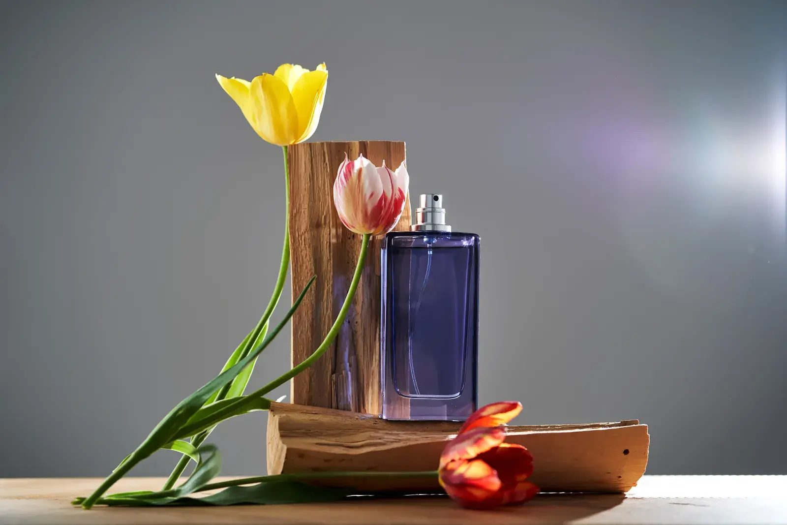 Perfume y flores.