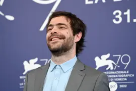 Peter Lanzani en el Festival de Venecia 2022.