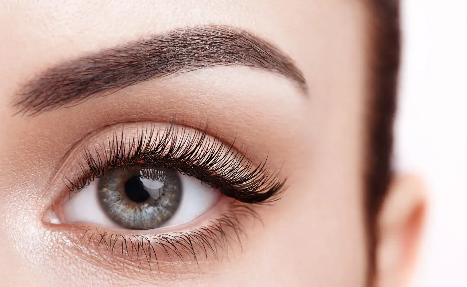 La máscara de pestañas es ese clásico que nunca falla