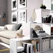 Espacios de guardado en un living de pocos metros.