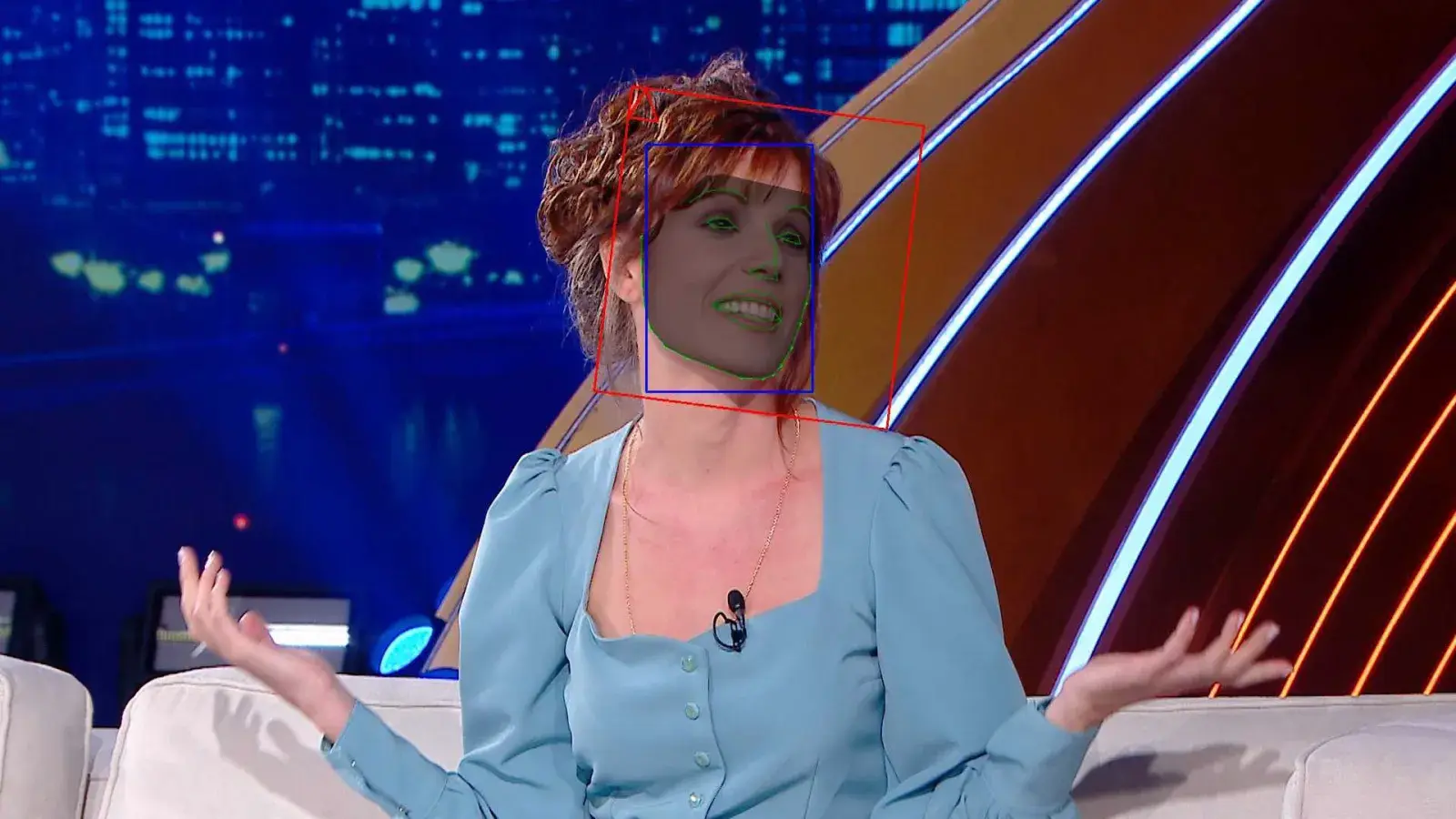 Imagen de cómo se hizo la entrevista con IA de Susana a La Mary.