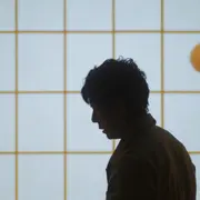 Sunny es una producción norteamericana-japonesa, disponible en Apple Tv+.