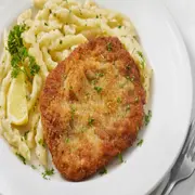 Las milanesas se pueden empanar con avena, una recat fácil y muy rica para hacer en cualquier día de la semana