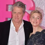 Renée Zellweger y Hugh Grant en el estreno de la última película de Bridget Jones