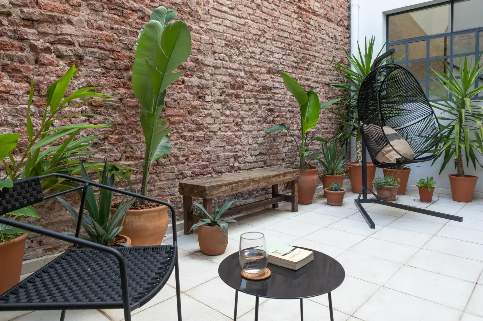 Pisos para el patio: 10 propuestas bien diferentes que son tendencia en  deco - Ohlalá, image size:1600x1066