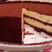 Chocomisú, una mezcla de chocotorta y tiramisú.
