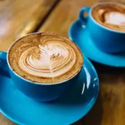 Foto de tazas con café de especialidad.