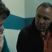 Escena de Adolescencia.