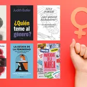 Un puño levantado con un símbolo del feminismo y portadas de libros.