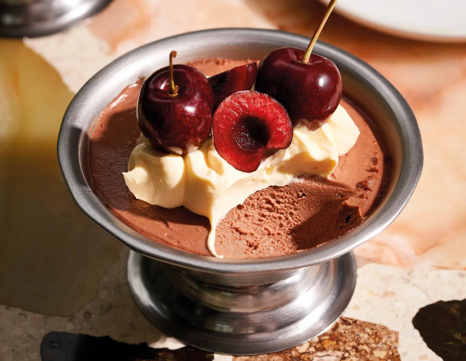 Mousse de chocolate: rico y fácil de hacer.