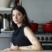 Los secretos de Olivia Saal, la creadora de Oli, el all day con más onda de Palermo