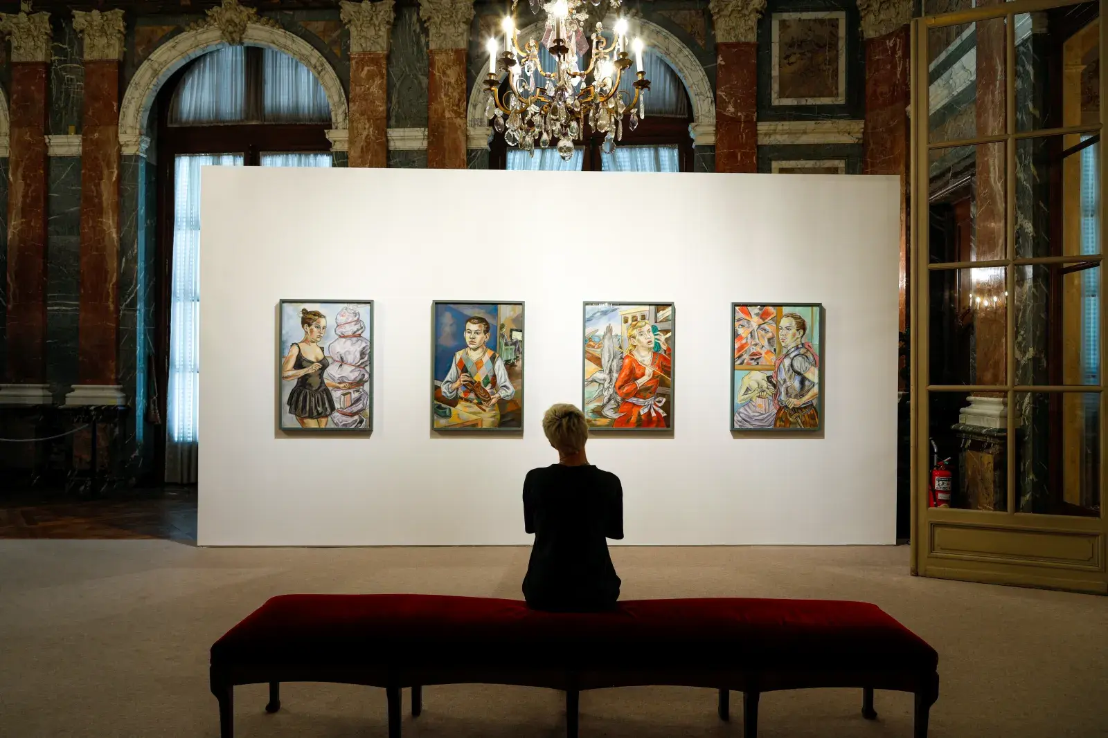 Obras contemporáneas en un entorno tradicional: Vecino expone en el Museo Nacional de Arte Decorativo.