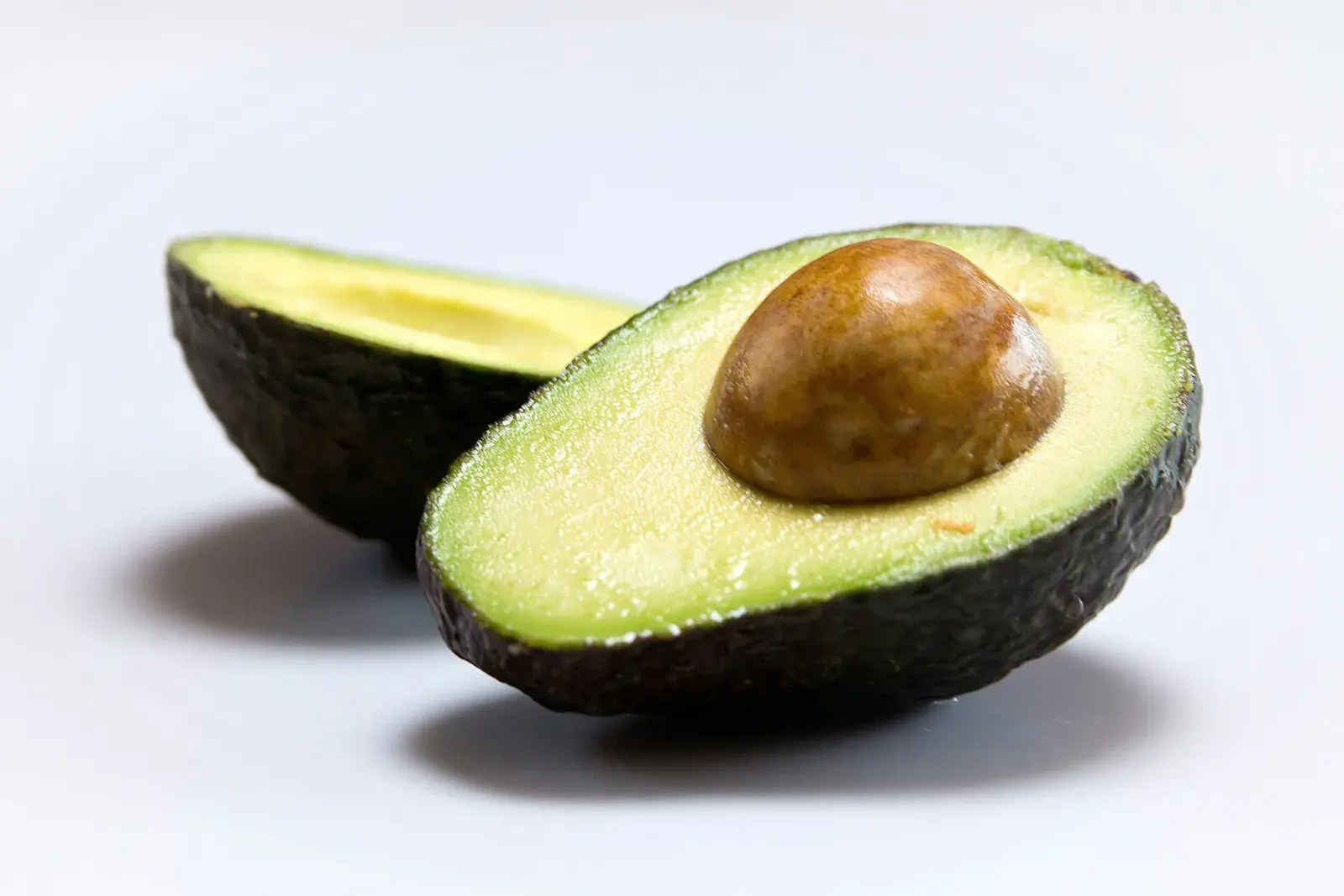 Cómo guardar la mitad de la palta sin que se ponga fea
