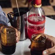 8 lugares ideales para una cita a la hora del vermut