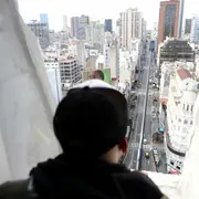 El Obelisco estrena su mirador panorámico a 67,5 metros de altura, al que podés acceder en ascensor.