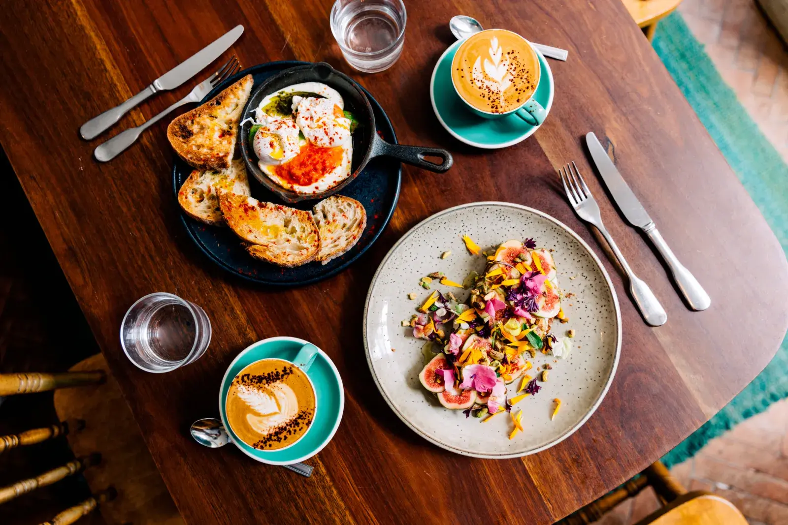 Flores de invierno: 15 opciones comestibles que hacen bien a la salud, según una experta