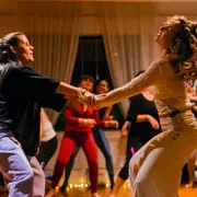 Bailar sana: el poder del movimiento como terapia