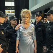 Cecilia Roth da vida a una de las cinco mujeres de Furia.