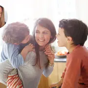 Cómo criar hijos valientes y por qué es clave para una sociedad mejor, según Gisela Gilges