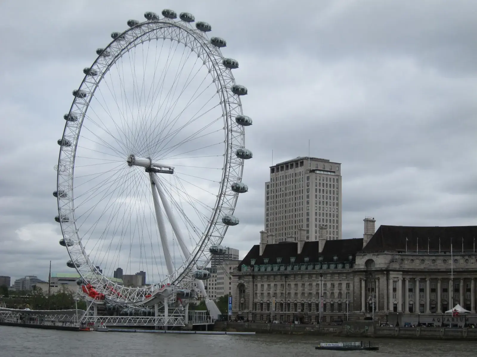 Como el London Eye de Londres, Buenos Aires tendrá su propia “vuelta al mundo” en Puerto Madero.