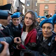 Amanda Knox: una historia retorcida estrenó sus primeros disponibles en Disney+.