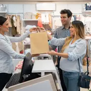 Embarazadas cómodas y con onda: los locales de ropa recomendados en Avellaneda