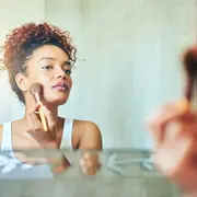 Desde la base hasta el highlighter, los secretos para lograr un look impecable y natural que realce tus rasgos.