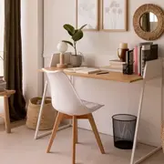 Un espacio de trabajo y estudio con algunos detalles deco que realzan todo el ambiente