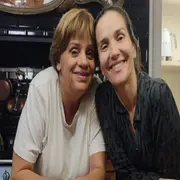 Andrea Casamento es la mujer en la realidad que interpreta Natalia Oreiro en la película "La mujer de la fila", de Benjamín Ávila.