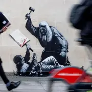 Banksy lo hizo otra vez: su nueva obra en Londres recorrió el mundo por su poderoso mensaje