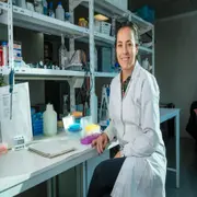 María Laura Mascotti, la científica mendocina que rompió barreras y fue premiada por la Fundación Bunge y Born por su aporte a la bioquímica evolutiva.