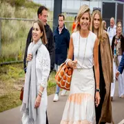 Máxima Zorreguieta con un estilismo boho chic en la Fórmula 1