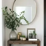 Recibidores pequeños con estilo: 10 ideas para reformarlos con objetos sin entrar en obra