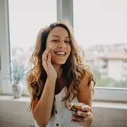 Belleza minimalista: productos multiuso que simplifican tu skincare.