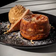 Un postre irresistible: triple de dulce de leche