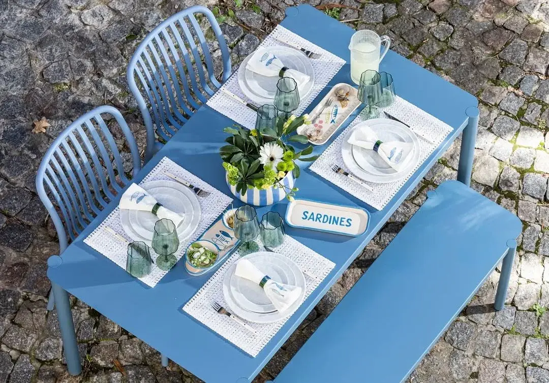 Tendencias deco primavera-verano 2025: frescura, color y mezcla de estilos