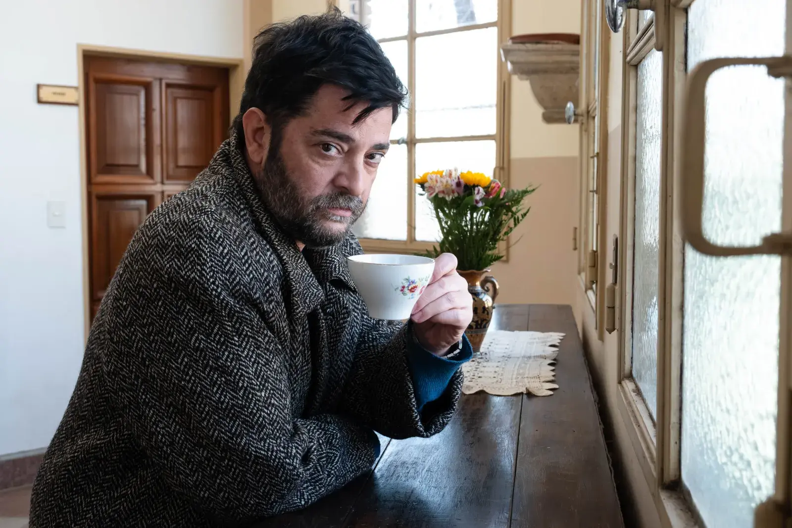 Quién es el periodista que interpreta Pablo Rago en la serie Yiya: ¿existió en la realidad?