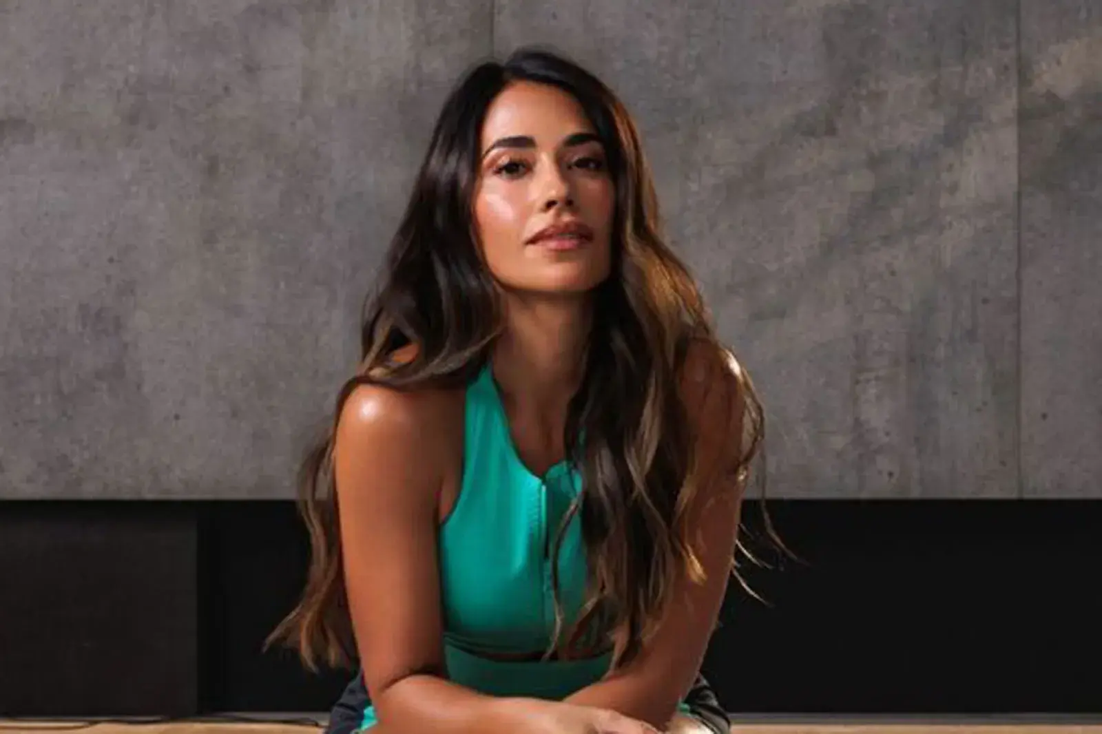 Antonela Roccuzzo es la nueva Embajadora de Marca de Stanley 1913.