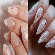 Chau a las uñas con brillo en Año Nuevo: esta es la tendencia minimalista que se impone en 2026