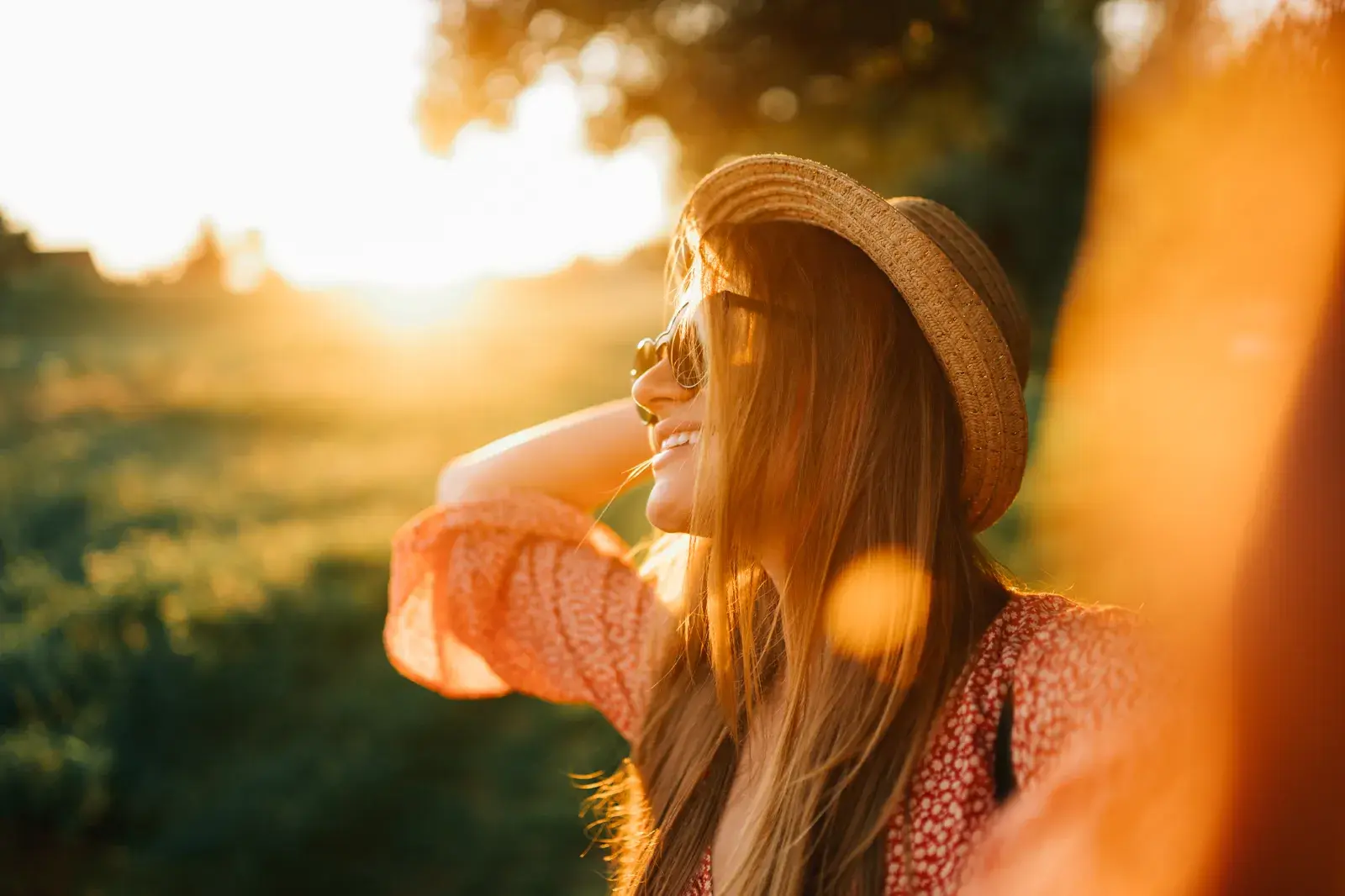 Foto de mujer de vacaciones.