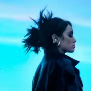 Foto de Lali: la que le gana al tiempo.