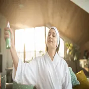 Piel deshidratada en verano: el gesto simple que la protege del aire acondicionado