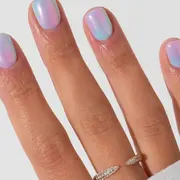 las uñas cortas naturales son una opción versátil, elegante y práctica