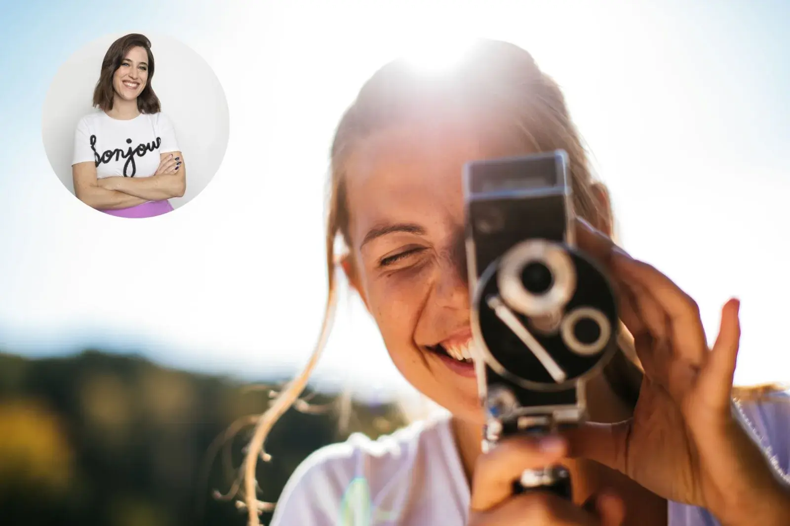 chica filmando en verano