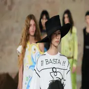 Evita, el Obelisco y Mafalda: Argentina presente en la Semana de la Moda de Milán de la mano de Moschino